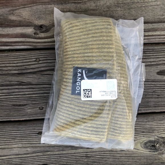 KANGOL HM KNIT HAT - Picture 6 of 7